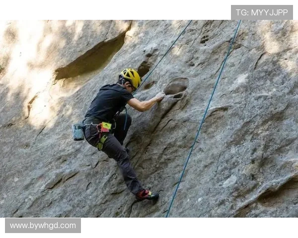 西安攀岩队的力量与精神探索攀岩运动的魅力与挑战